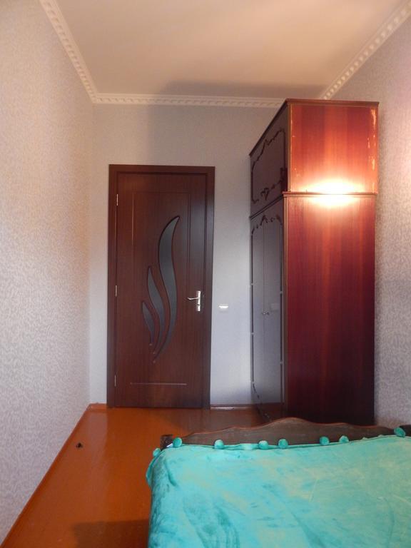 Ineza'S Guest House Kazbegi Ruang foto