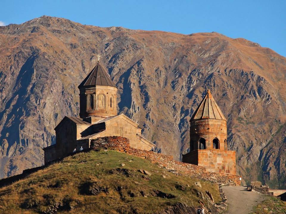 Ineza'S Guest House Kazbegi Bagian luar foto